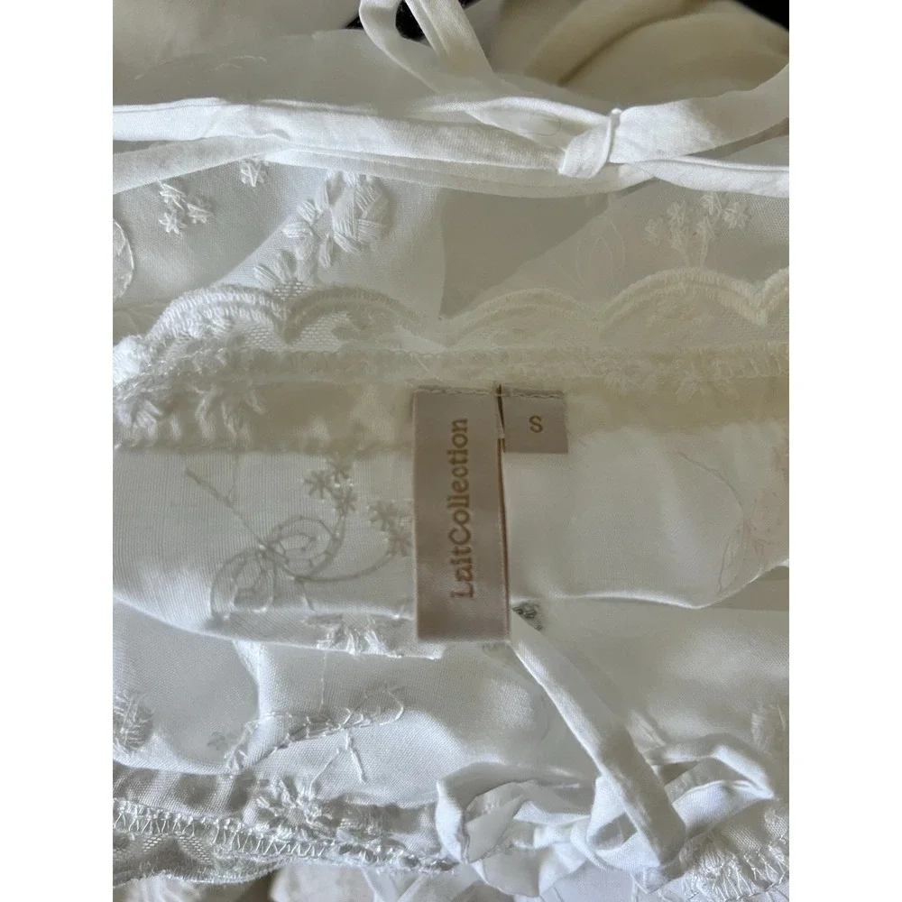 Lait Collection White Eyelet Romantic Floral Tie Front Blouse Top Cottagecore